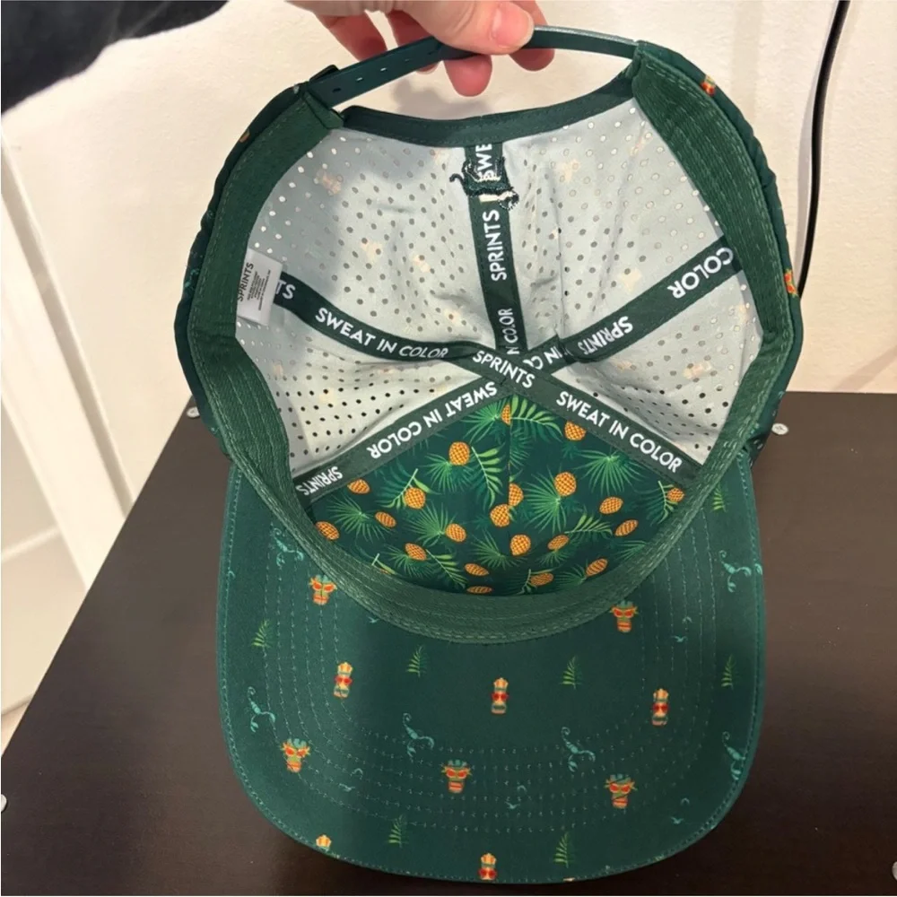 NWT Sprints “Lei’d Back” VP Performance Cap - Picture 3 of 8